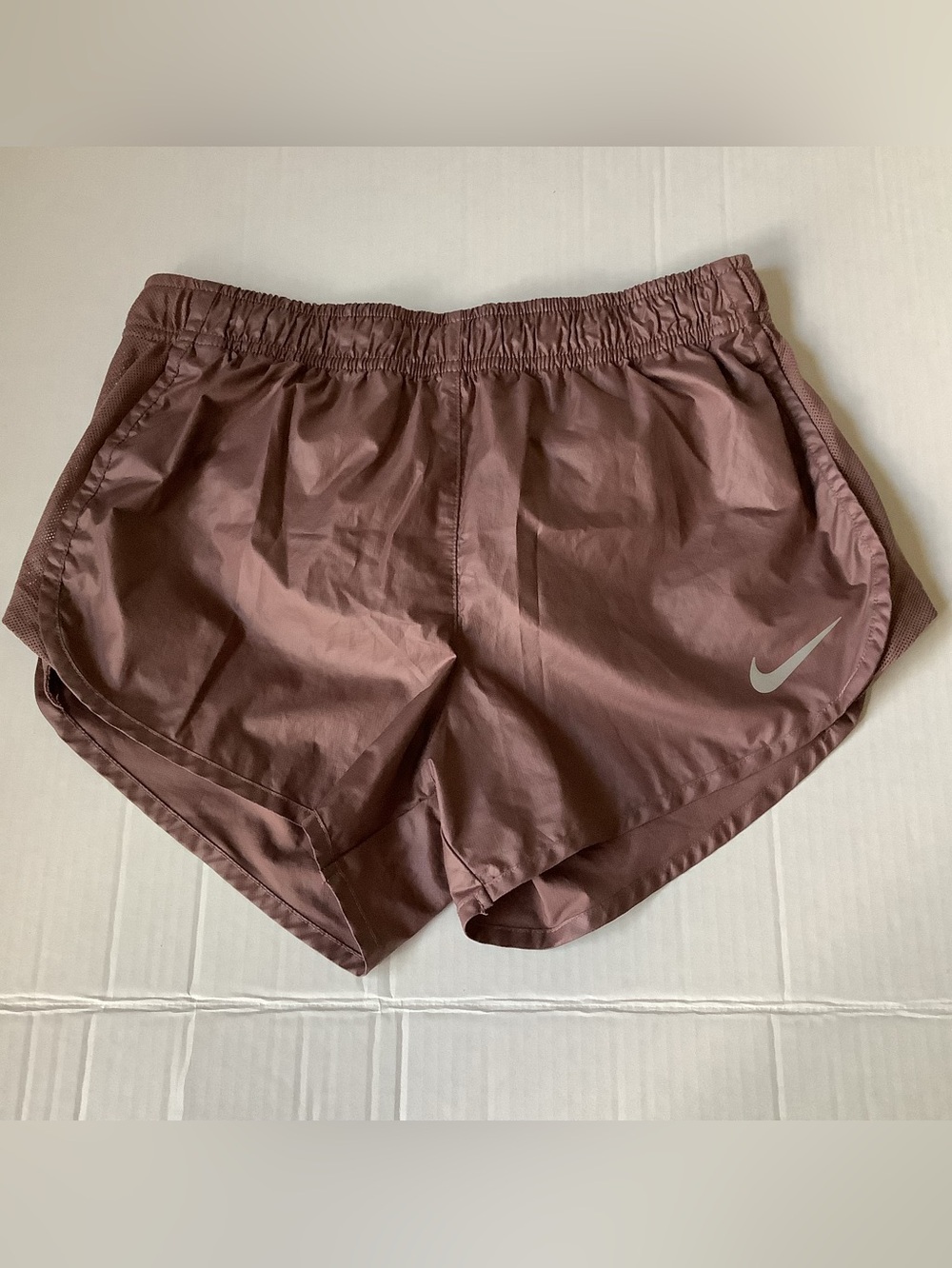 Nike Dri-FIT Mauve Rose Gold Running Shorts Size Small